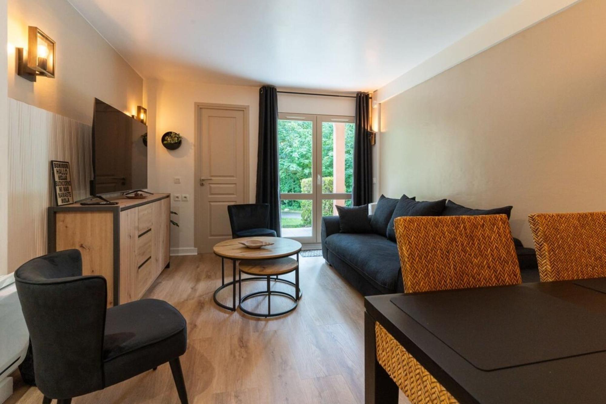 Beautiful Flat With Swimming Pool Tennis Court And Private Car Parking 09 Le Touquet ภายนอก รูปภาพ