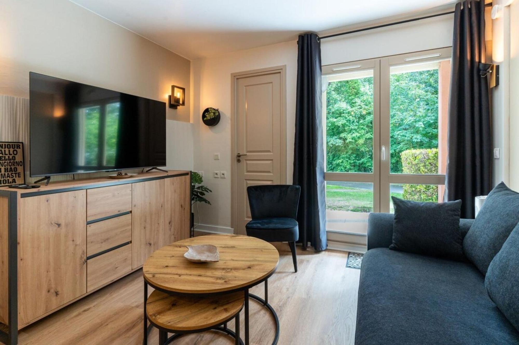 Beautiful Flat With Swimming Pool Tennis Court And Private Car Parking 09 Le Touquet ภายนอก รูปภาพ