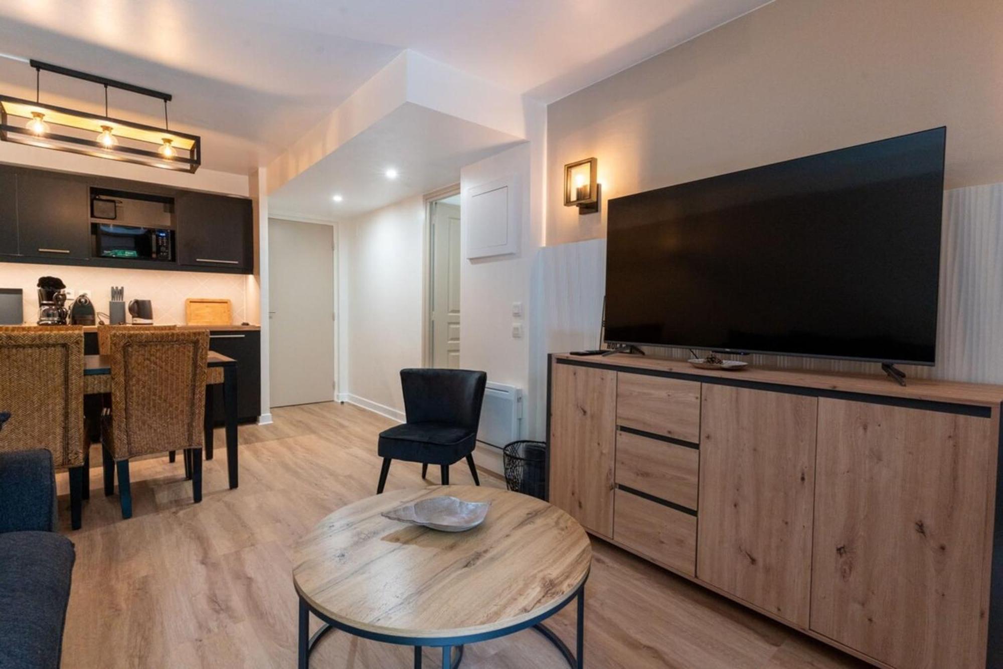 Beautiful Flat With Swimming Pool Tennis Court And Private Car Parking 09 Le Touquet ภายนอก รูปภาพ